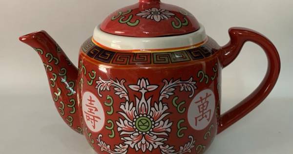 Teapot-Maroon-02-600x315.jpeg